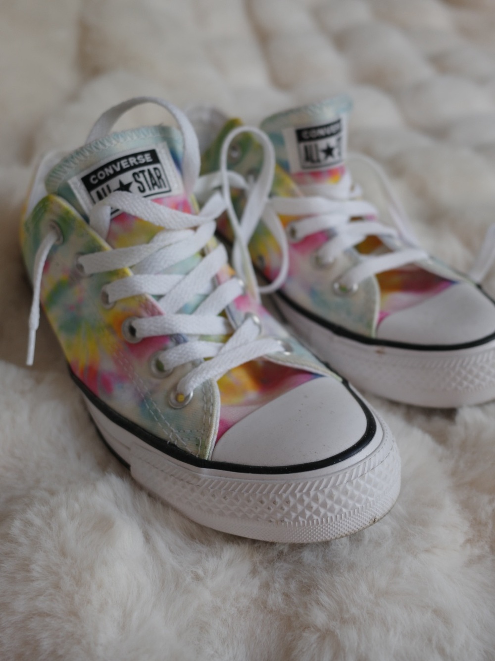Converse Women’s Tie-Dye Low Top Sneakers - White with Multi Colors